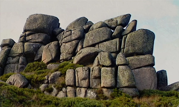 L'érosion - Altération des roches cristallines - 2mn 42s